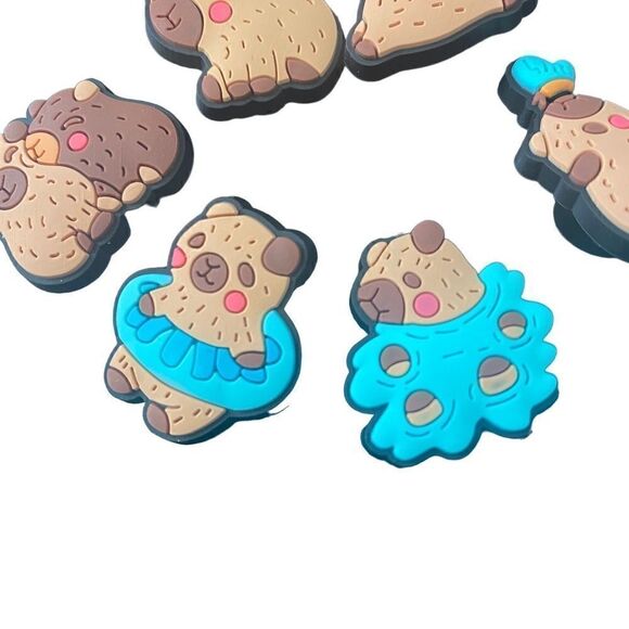 Set of 6 Capybaras Shoe Charms for Crocs NEW - Picture 3 of 6
